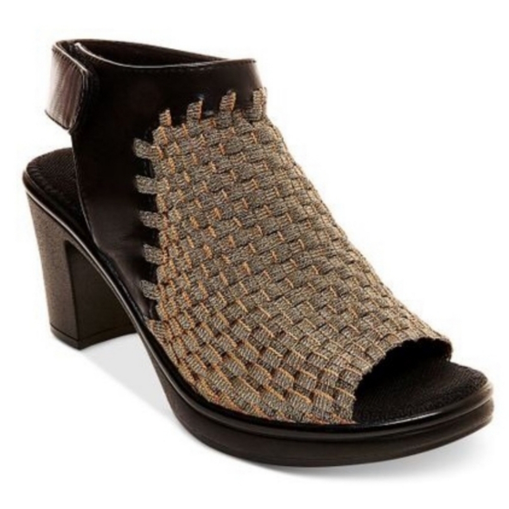 Steve Madden Mesh Gold Slung Back Open Toe Size 7